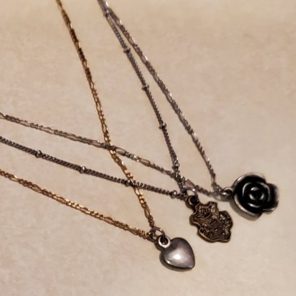 American Eagle Outfitters 3-Strand Necklace